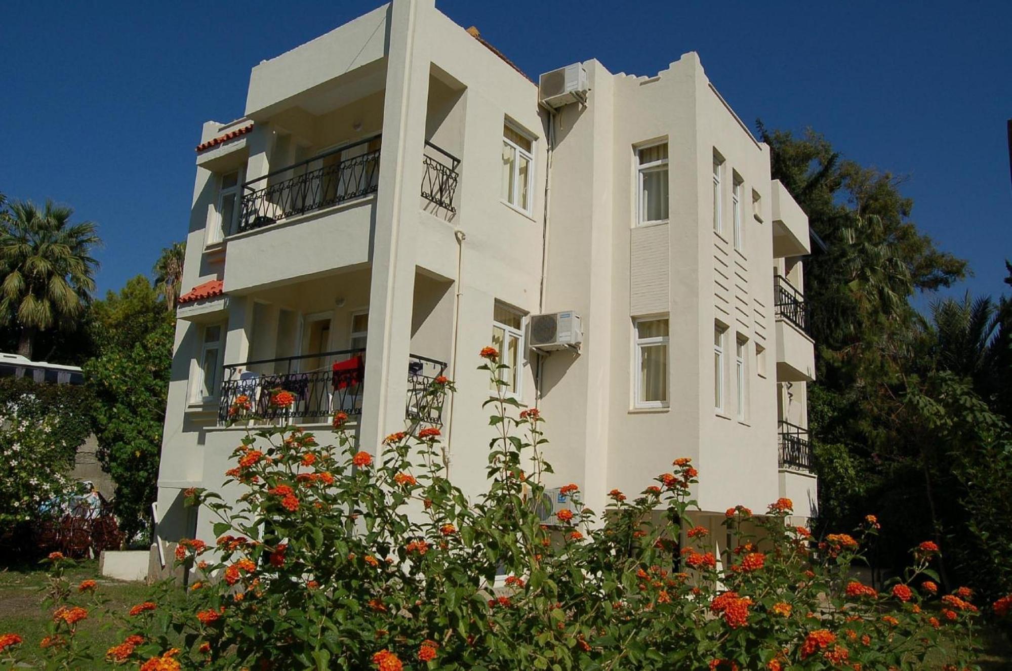 Linda Apart Hotel Side Exterior foto